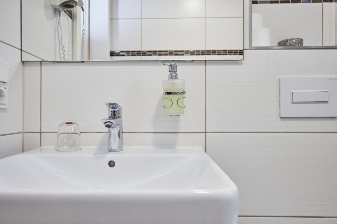 Hotel Isha Francfort-sur-le-Main Extérieur photo