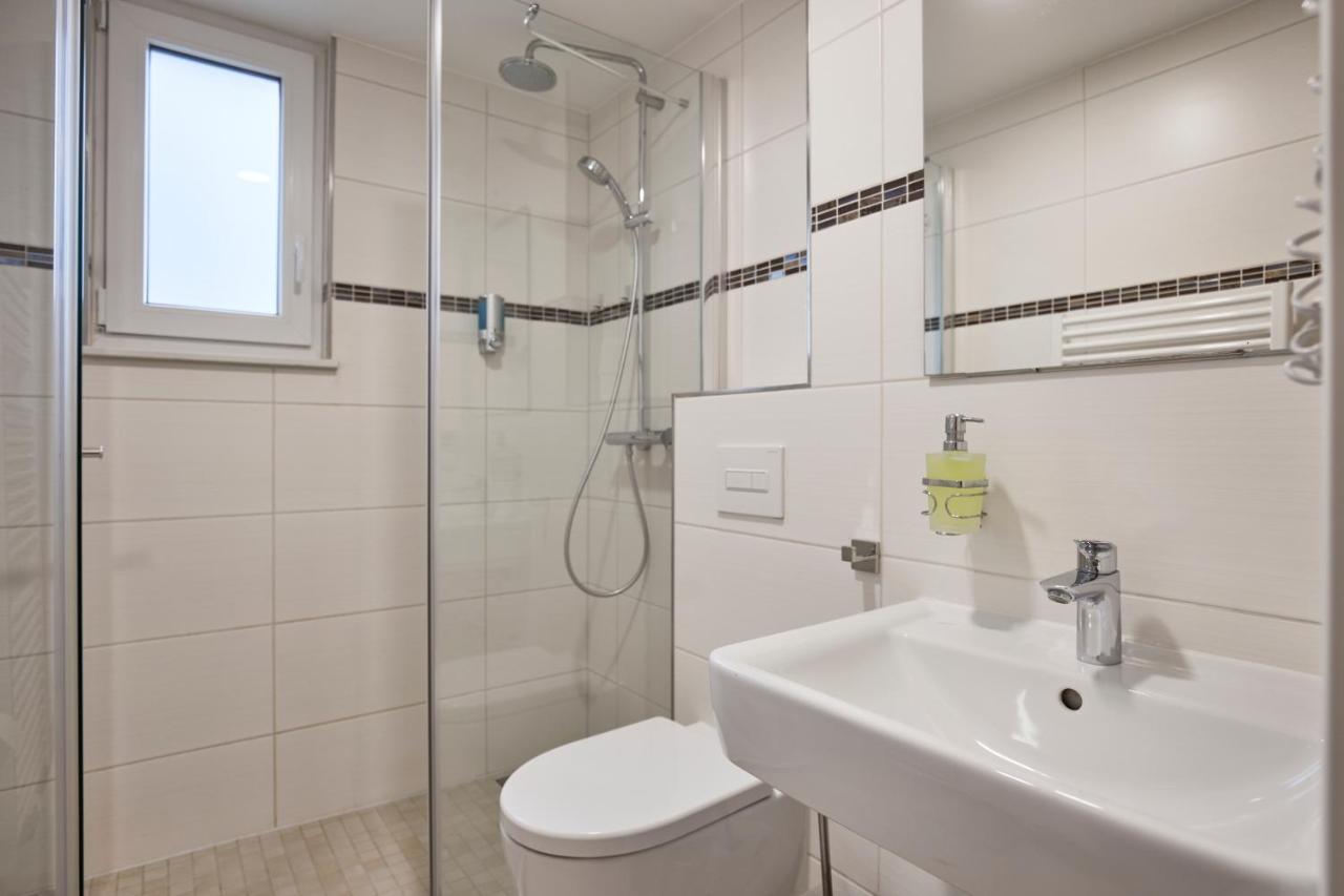 Hotel Isha Francfort-sur-le-Main Extérieur photo